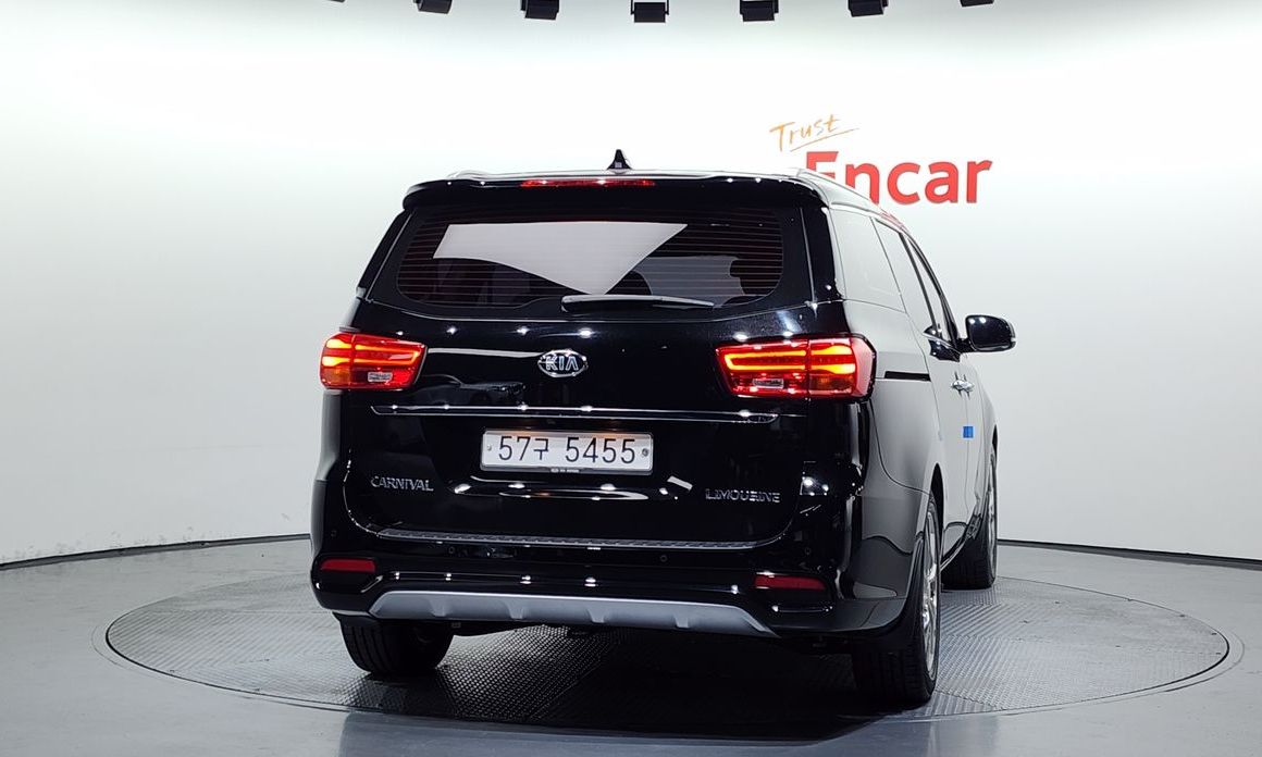 Kia Canival 2019