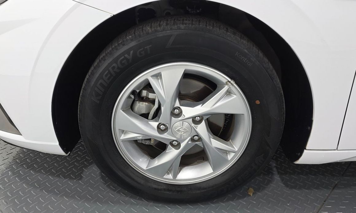 Hyundai AVANTE 2022