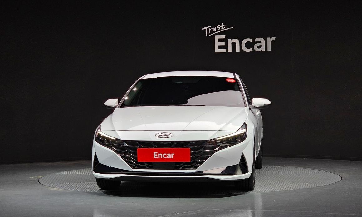 Hyundai AVANTE 2021