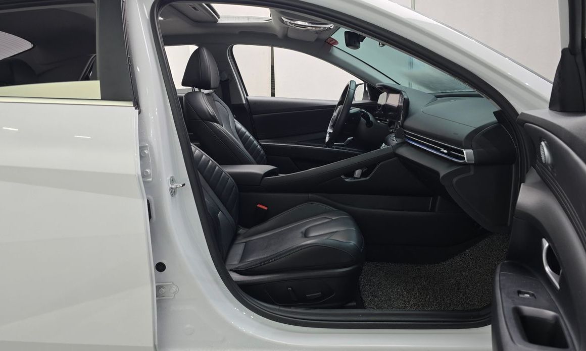 Hyundai AVANTE 2023