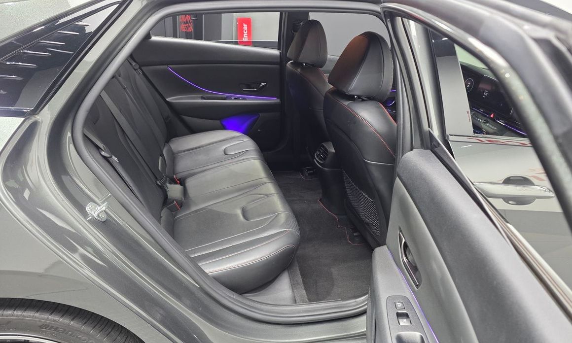 Hyundai AVANTE 2021