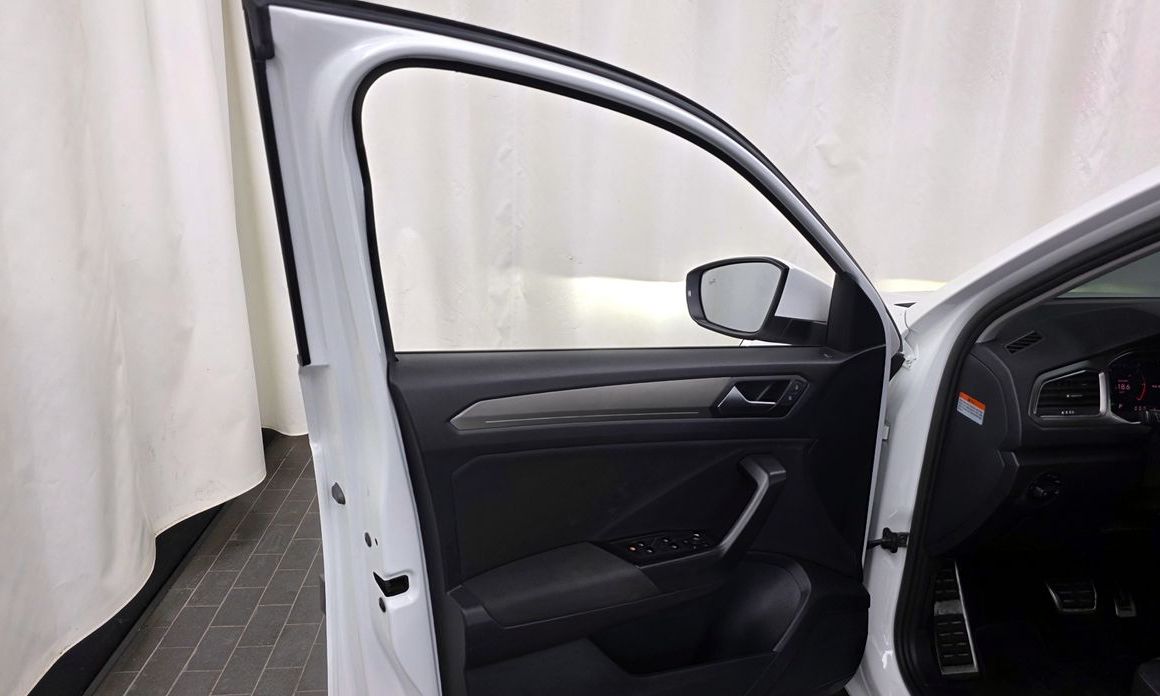 Volkswagen T-Roc 2021