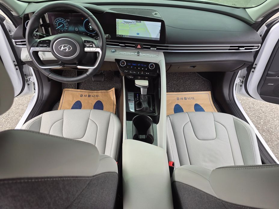 Hyundai AVANTE 2021