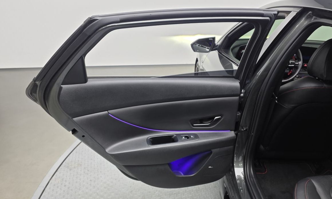 Hyundai AVANTE 2021