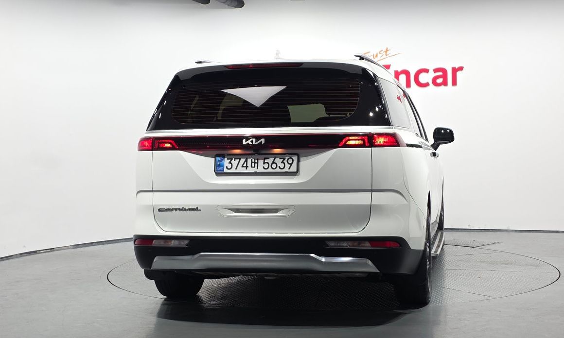 Kia Canival 2021