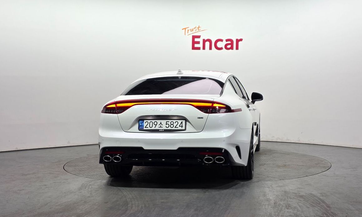 Kia Stinger 2023