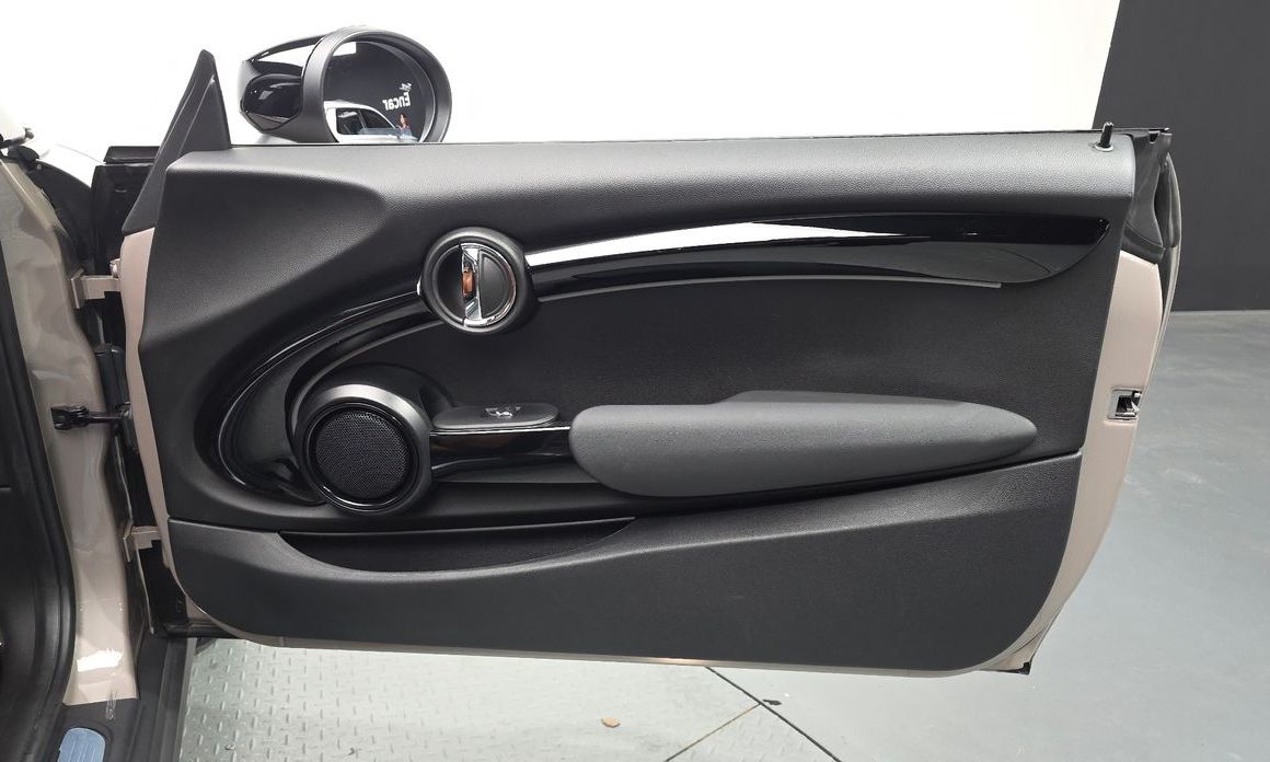 Mini Cooper 2024