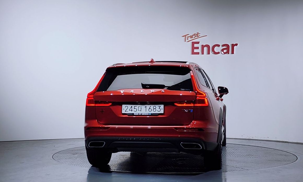 Volvo V60 2020