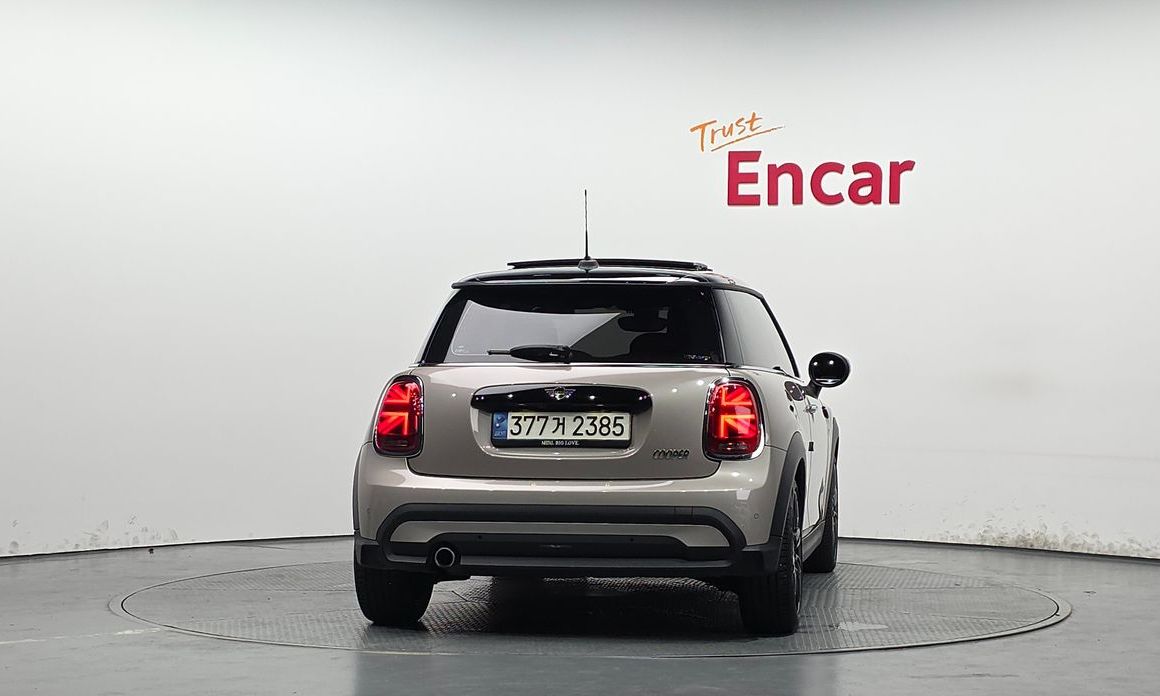 Mini Cooper 2024