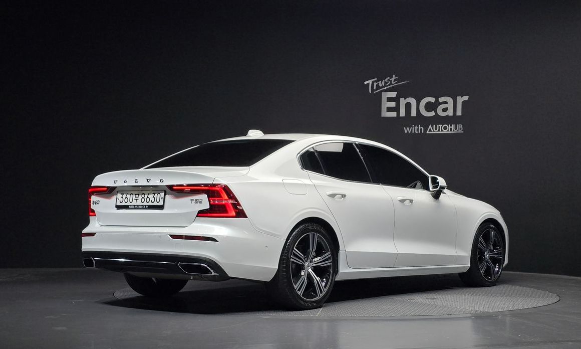 Volvo S60 2020