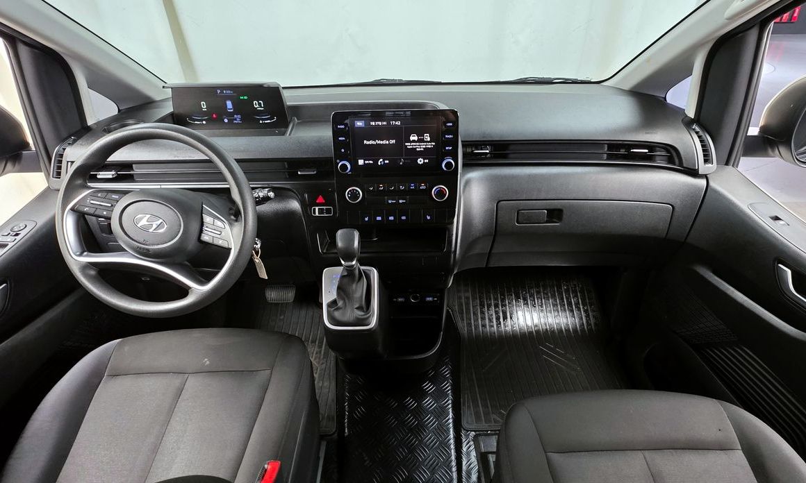Hyundai Staria 2023