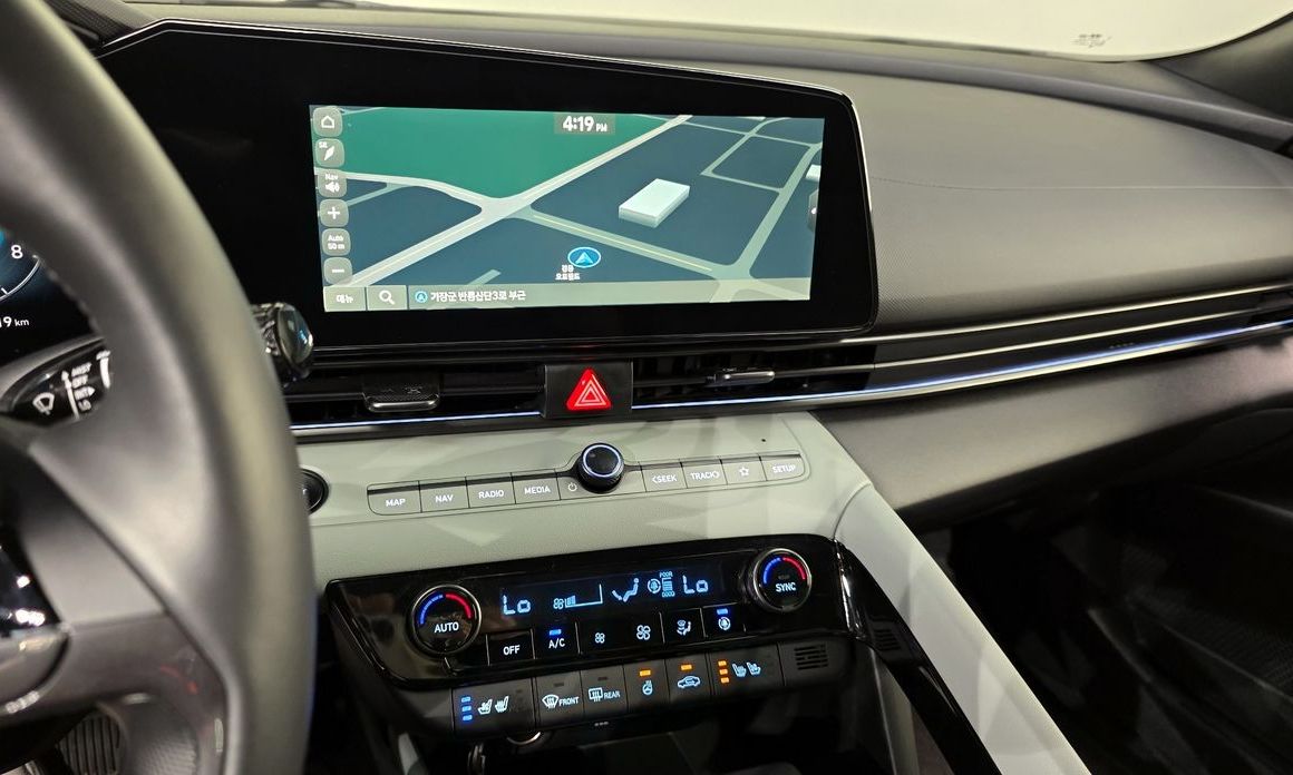 Hyundai AVANTE 2025