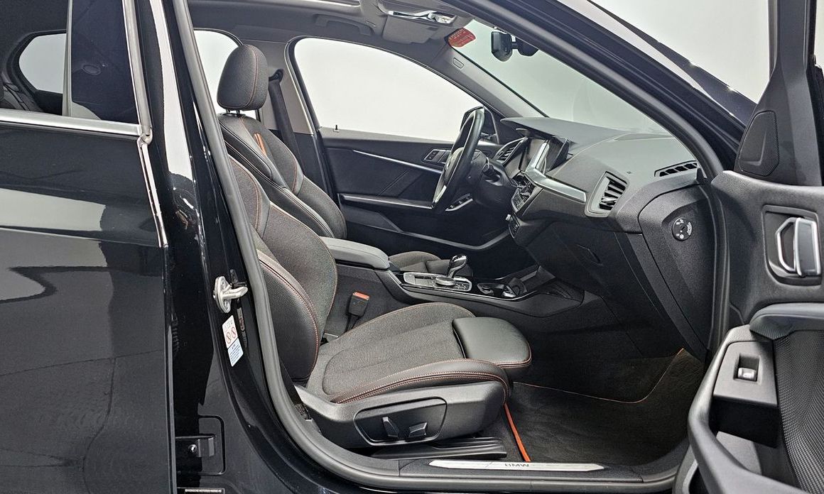 BMW 1-Series 2021