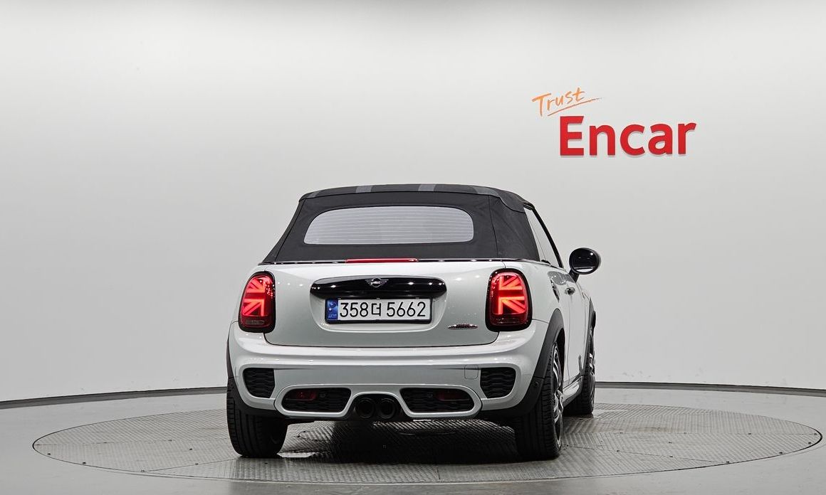 Mini Cooper Convertible 2019