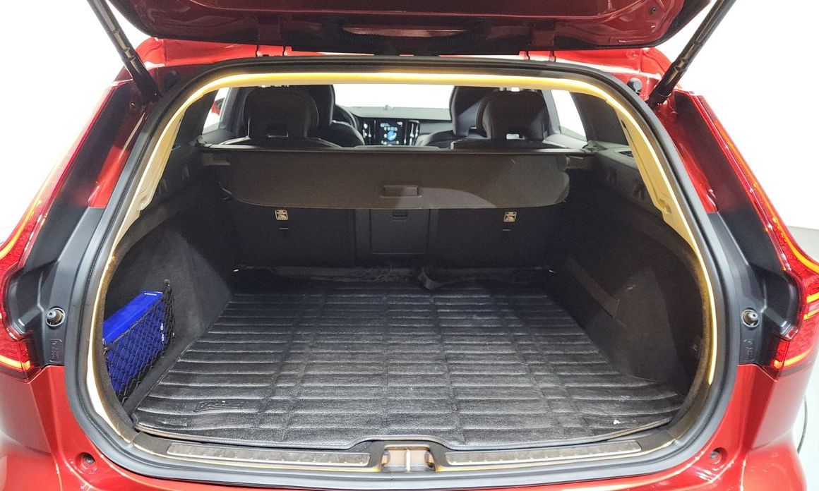 Volvo V60 2020