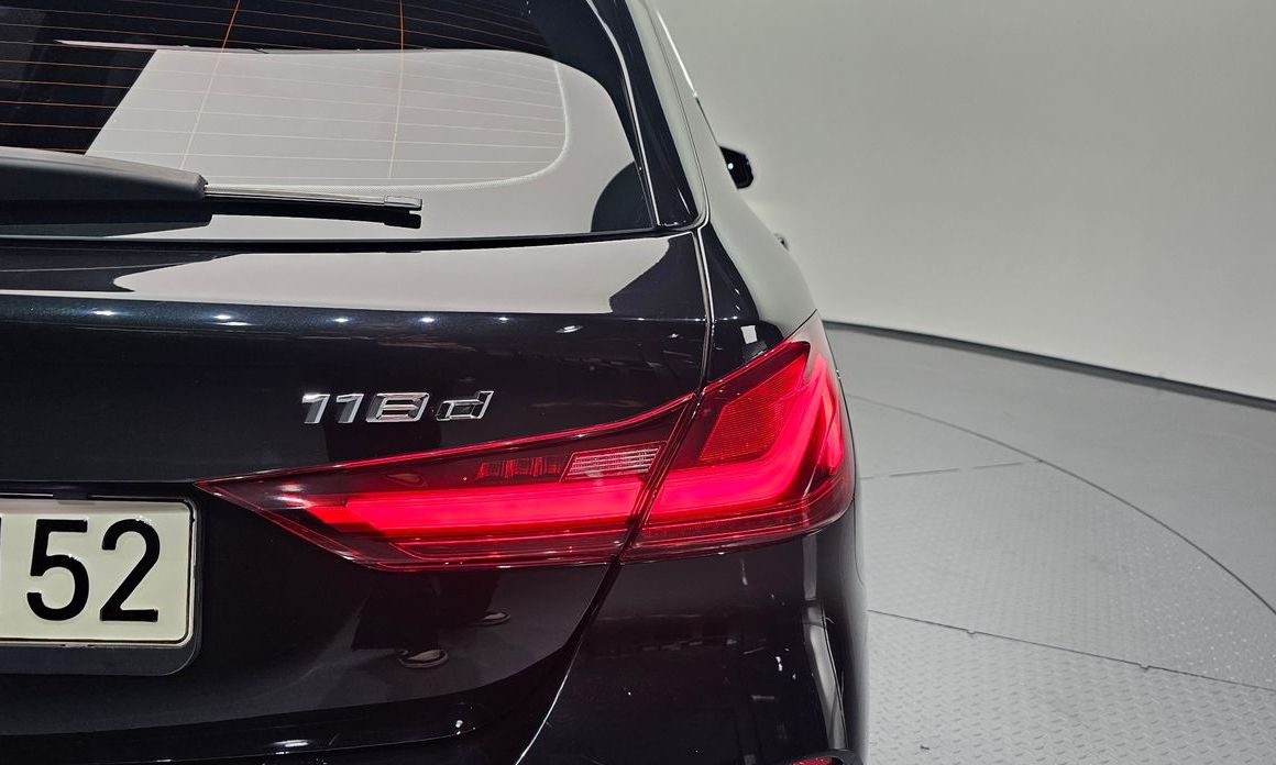 BMW 1-Series 2021