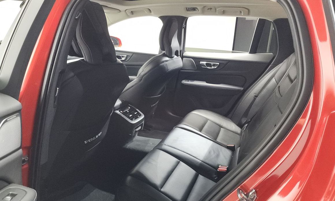 Volvo V60 2020