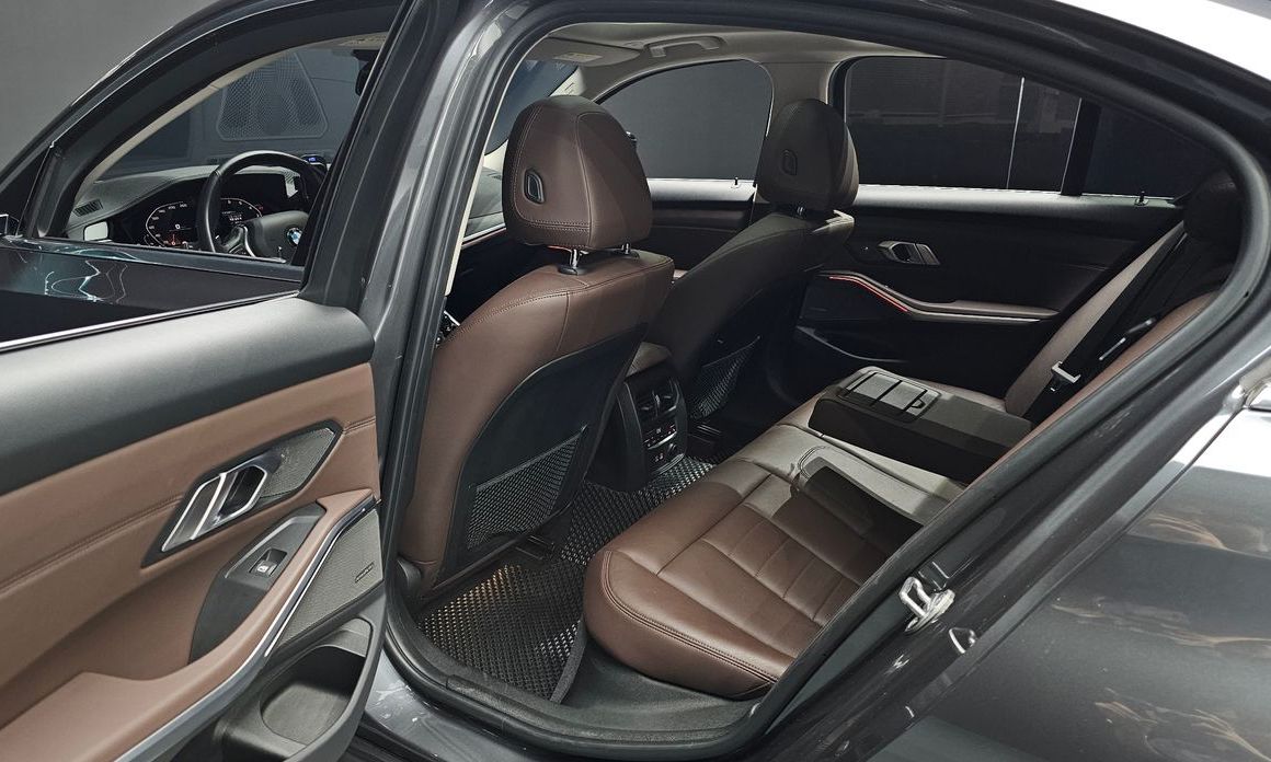 BMW 3-Series 2019