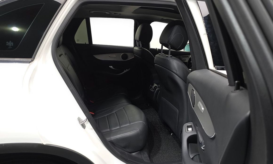Mercedes-Benz GLC-Class 2019