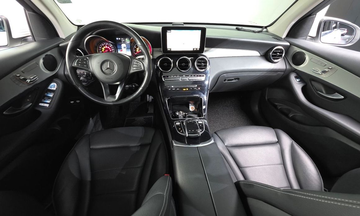 Mercedes-Benz GLC-Class 2019
