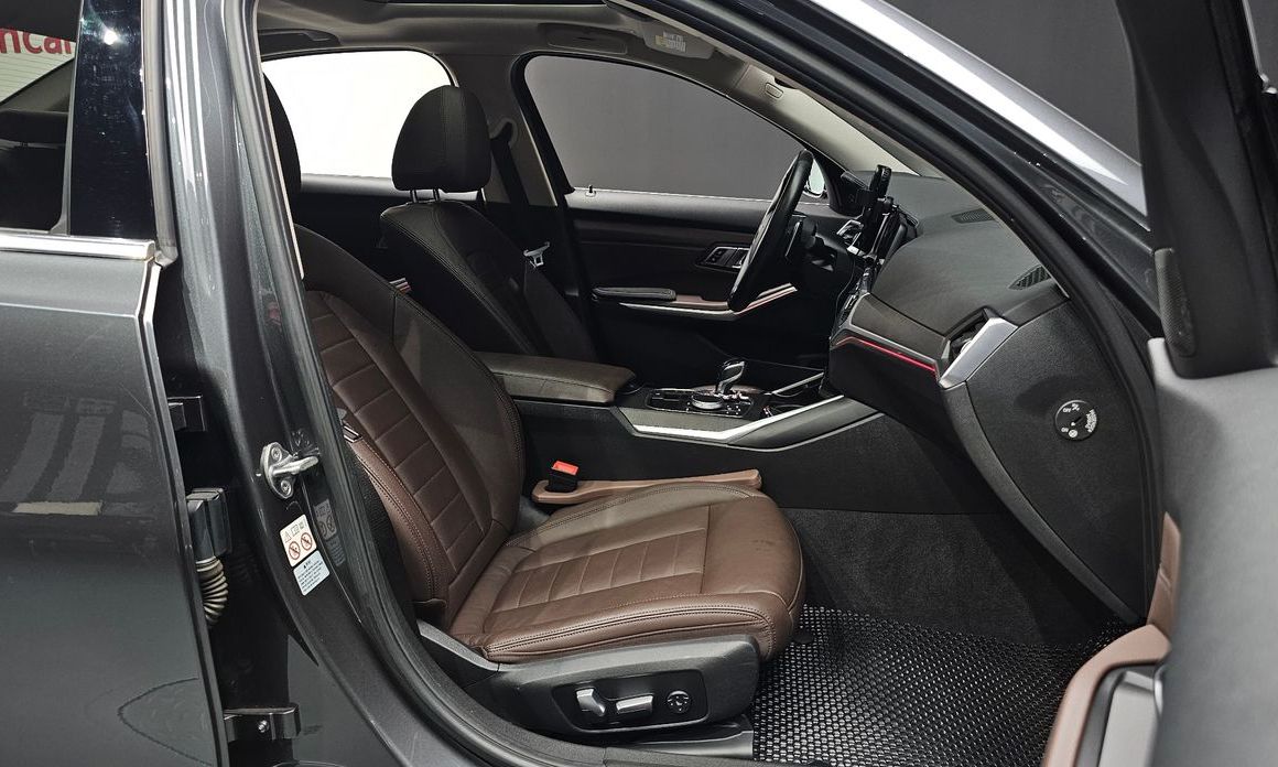 BMW 3-Series 2019