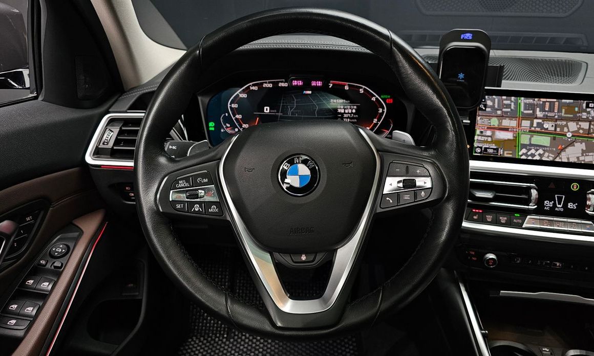 BMW 3-Series 2019