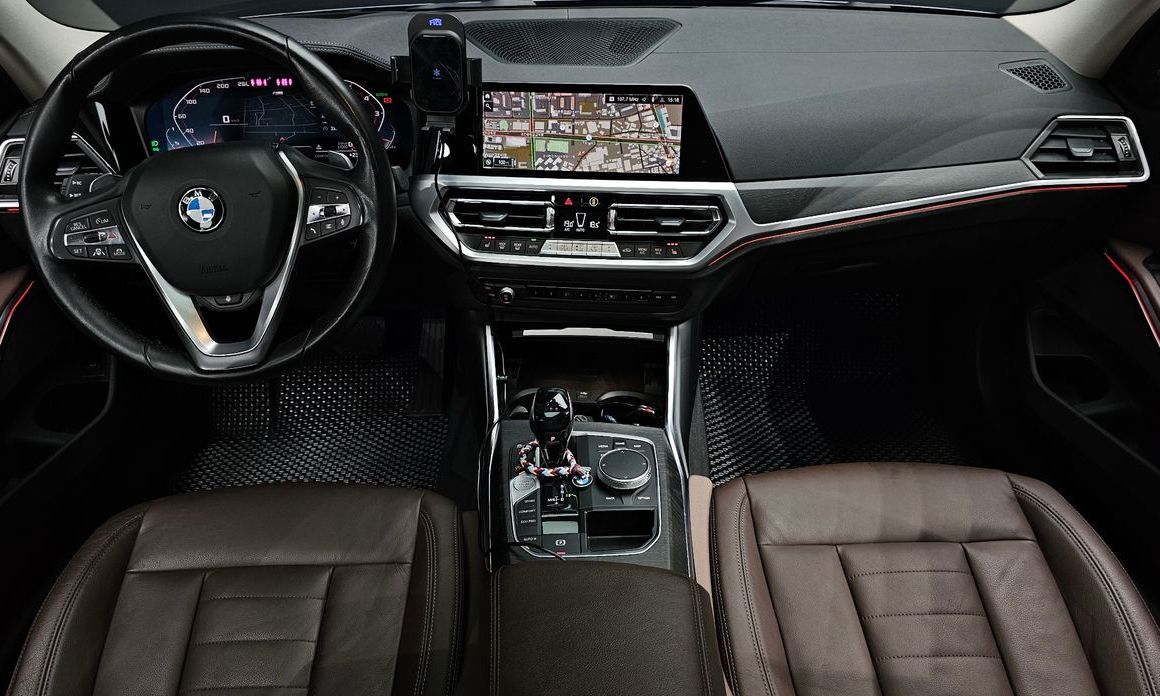 BMW 3-Series 2019