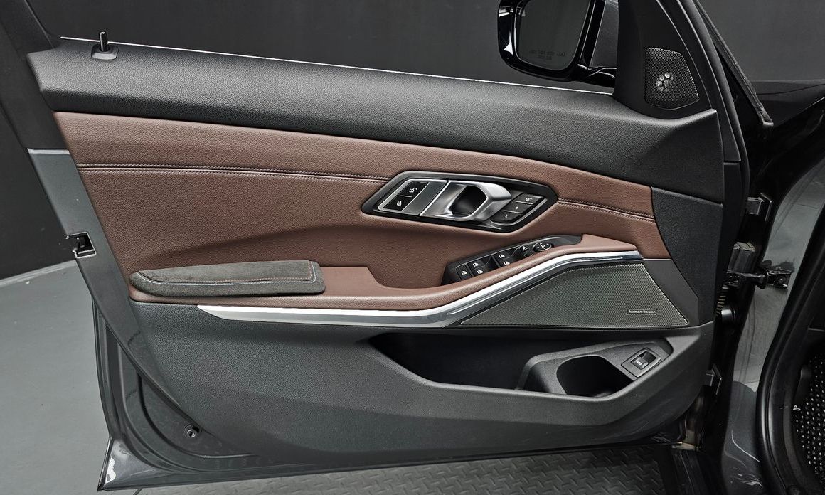 BMW 3-Series 2019