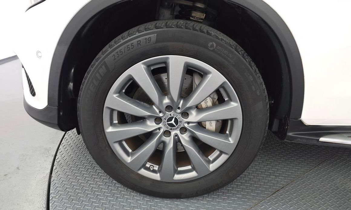 Mercedes-Benz GLC-Class 2019