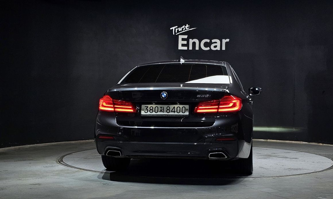 BMW 5-Series 2019