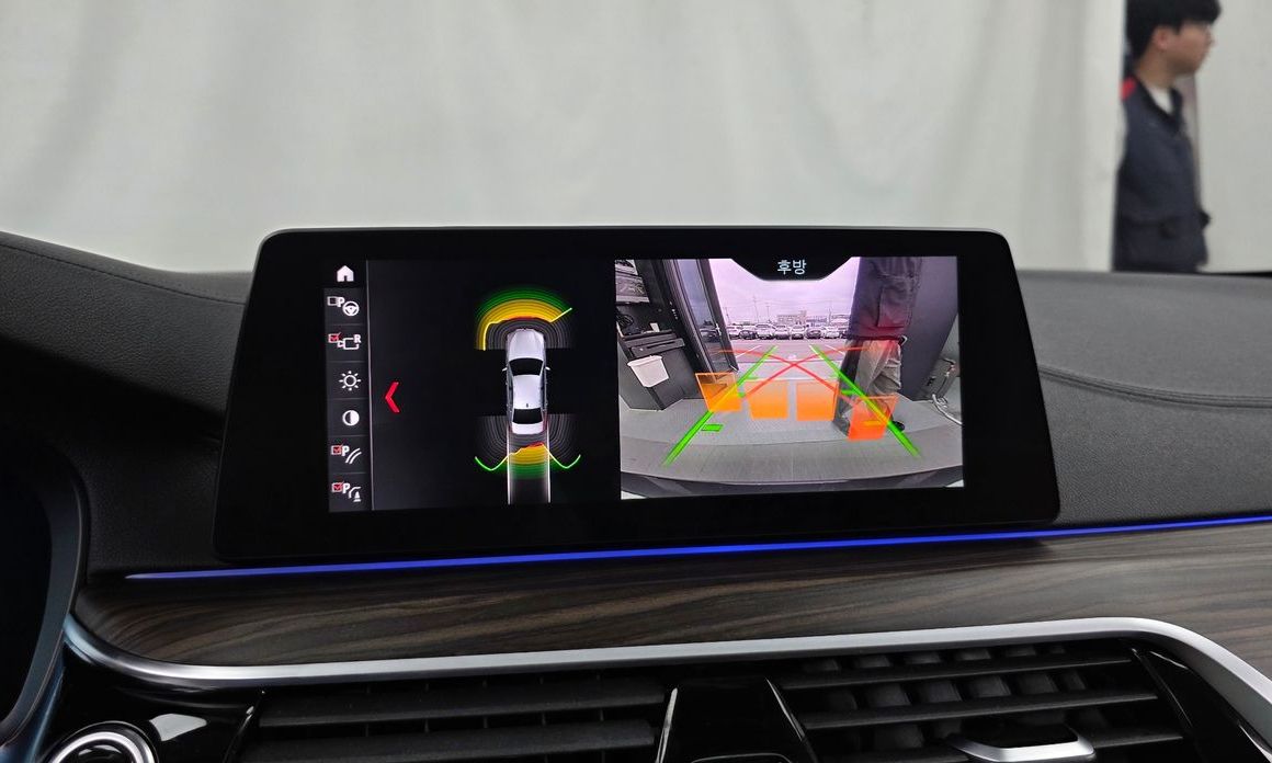 BMW 5-Series 2019