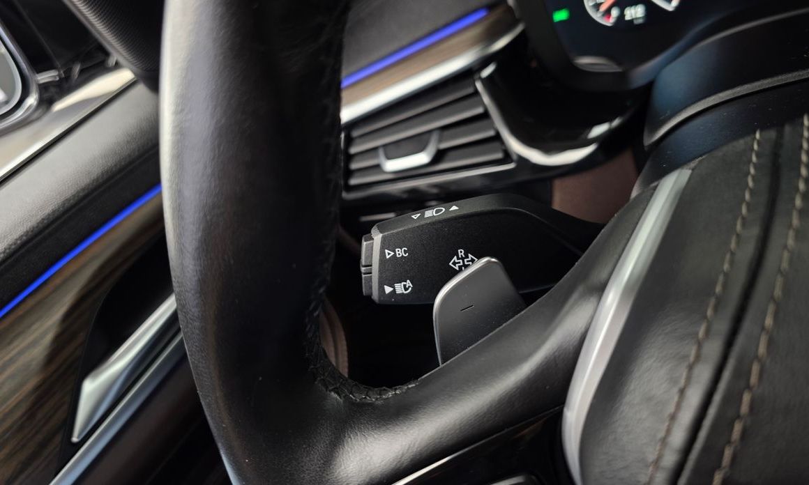 BMW 5-Series 2019