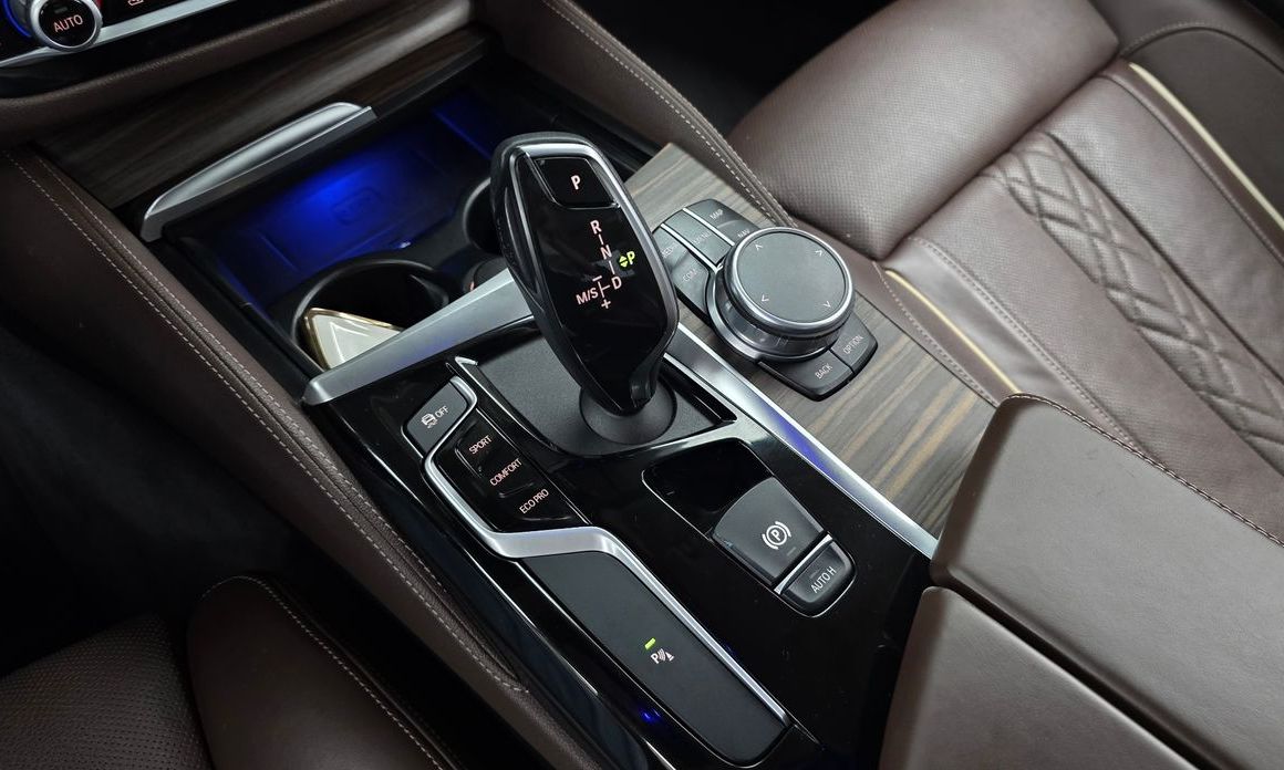 BMW 5-Series 2019