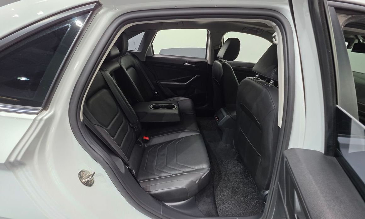 Volkswagen Jetta 2021