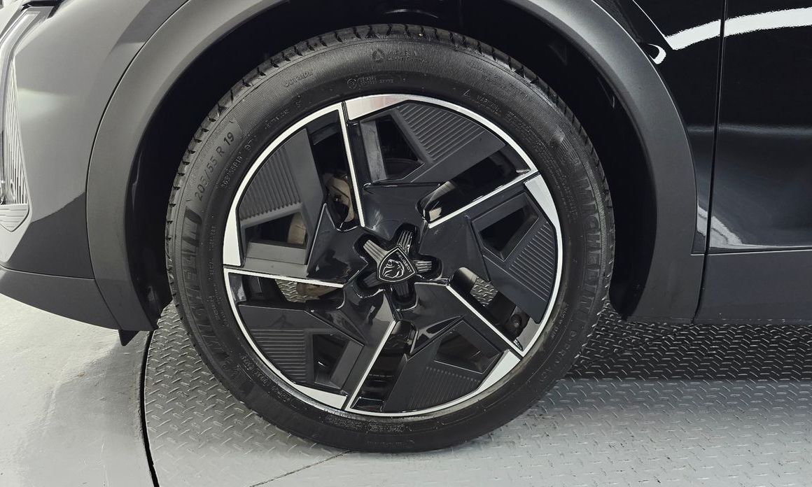 Peugeot 408 2024