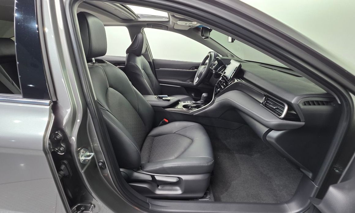 Toyota Camry 2024
