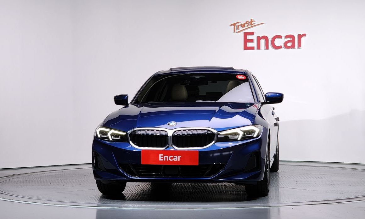 BMW 3-Series 2023