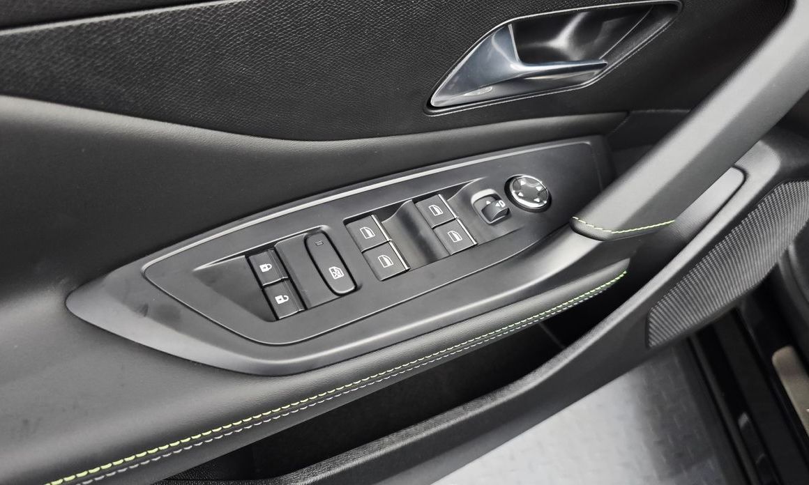 Peugeot 408 2024