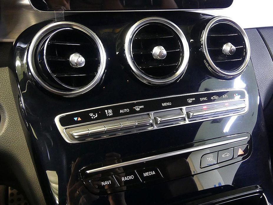 Mercedes-Benz C-Class 2020
