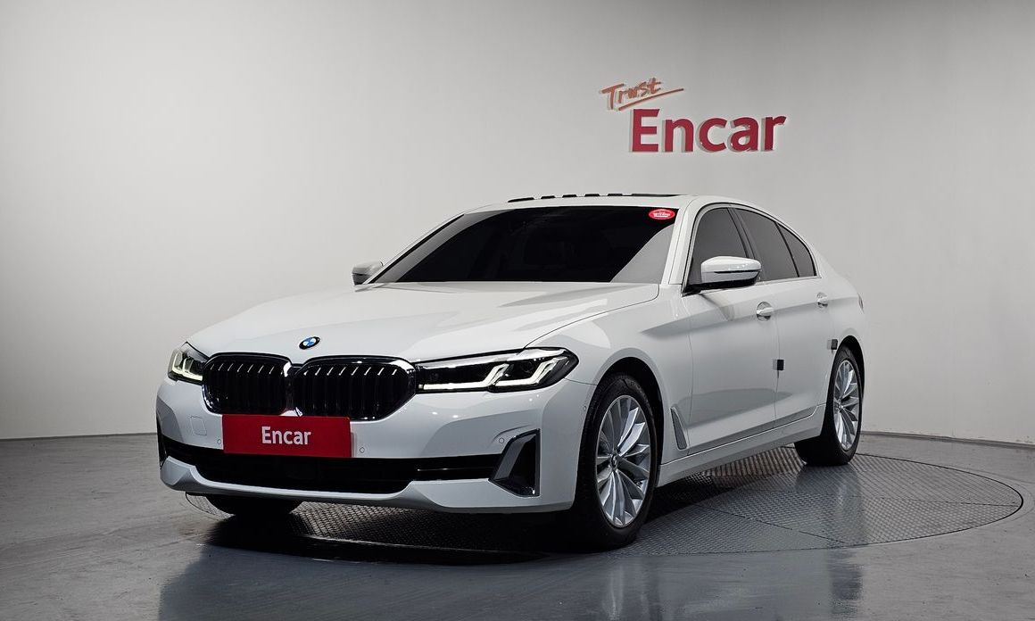 BMW 5-Series 2021