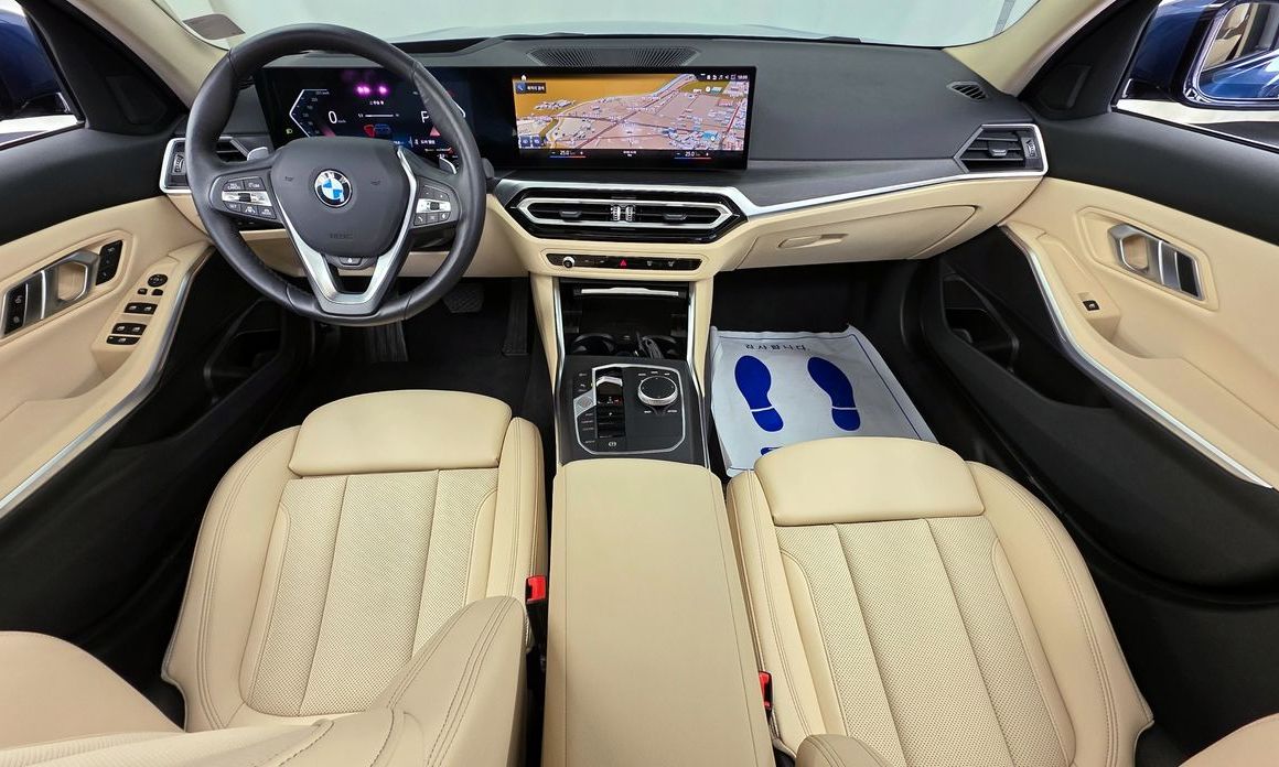 BMW 3-Series 2023
