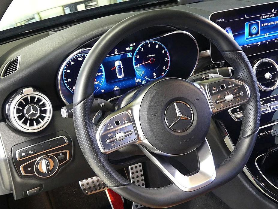 Mercedes-Benz C-Class 2020