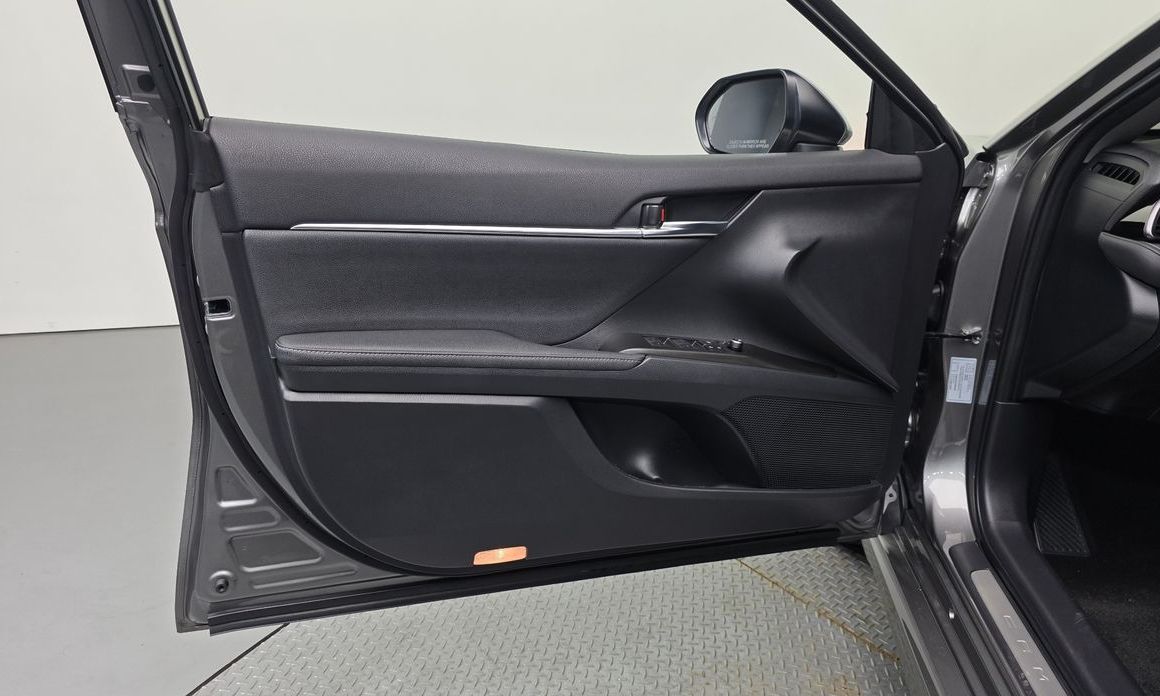 Toyota Camry 2024
