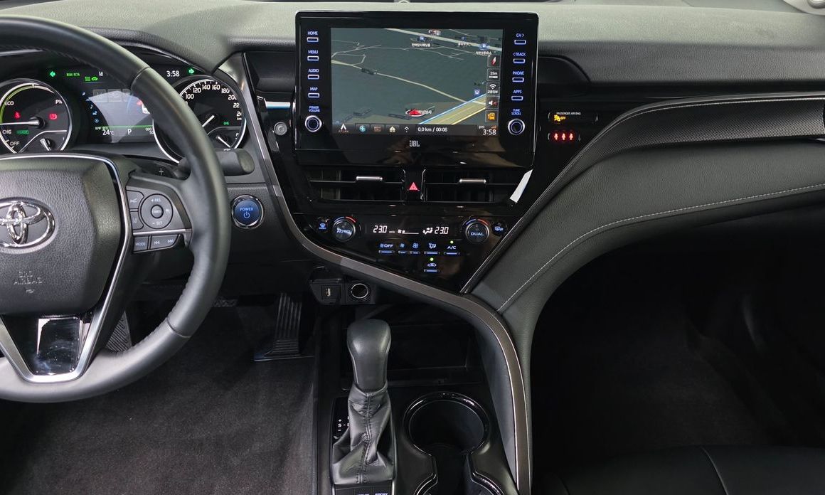 Toyota Camry 2024