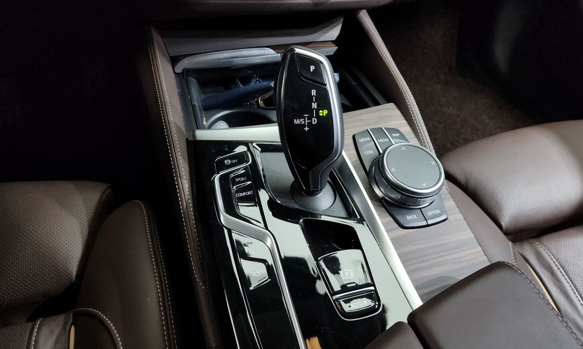 BMW 5-Series 2021
