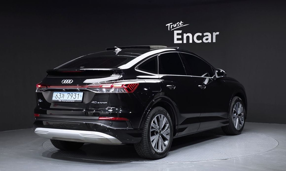 Audi Q4 e-tron 2023
