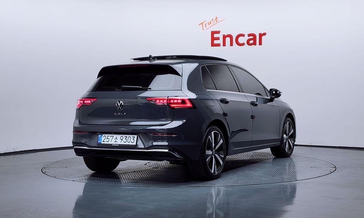 Volkswagen Golf 2025