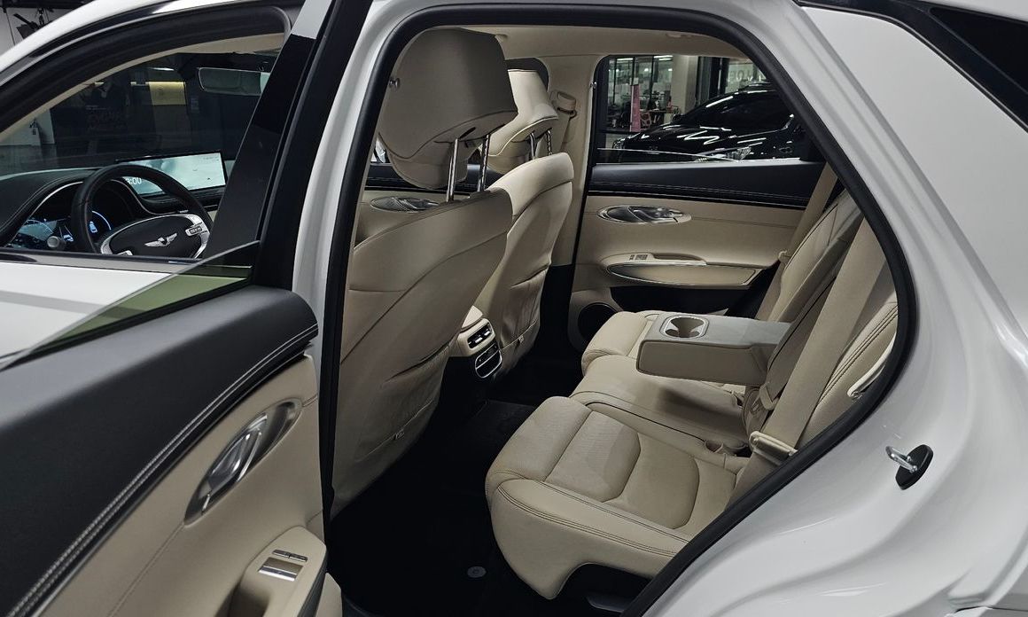 Genesis GV70 2023