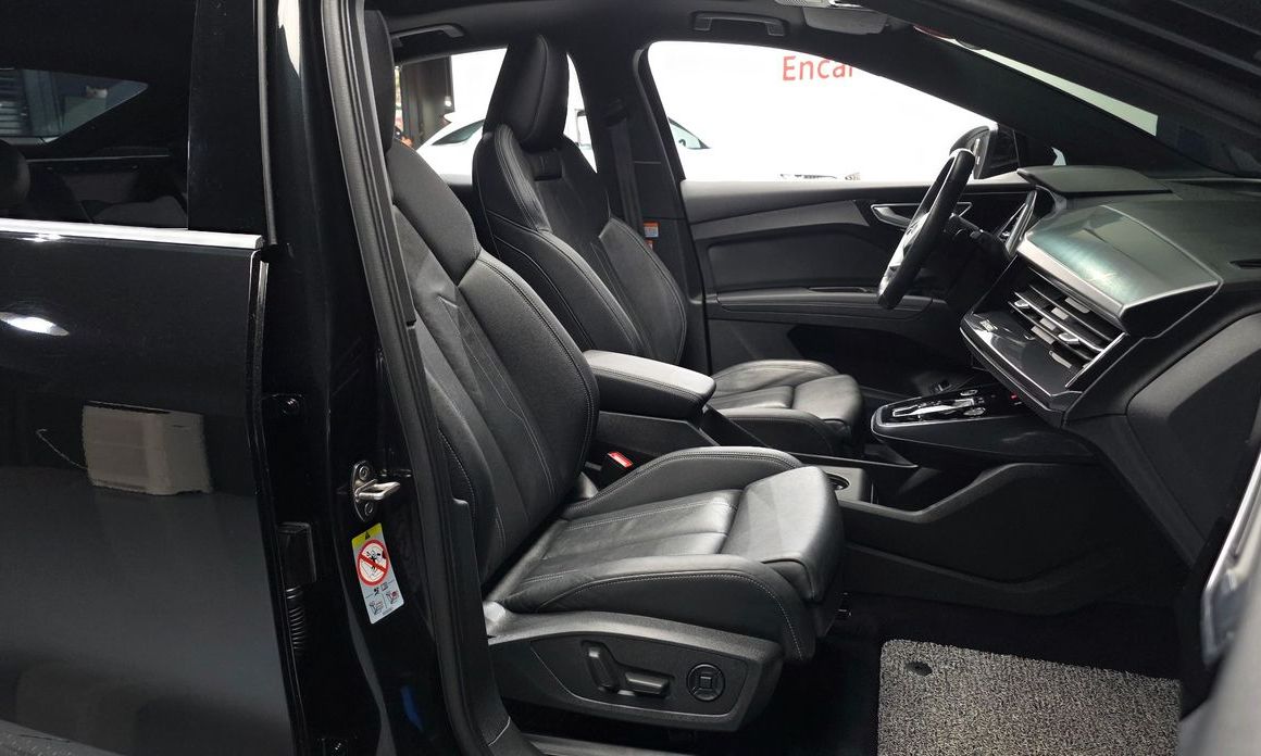 Audi Q4 e-tron 2023