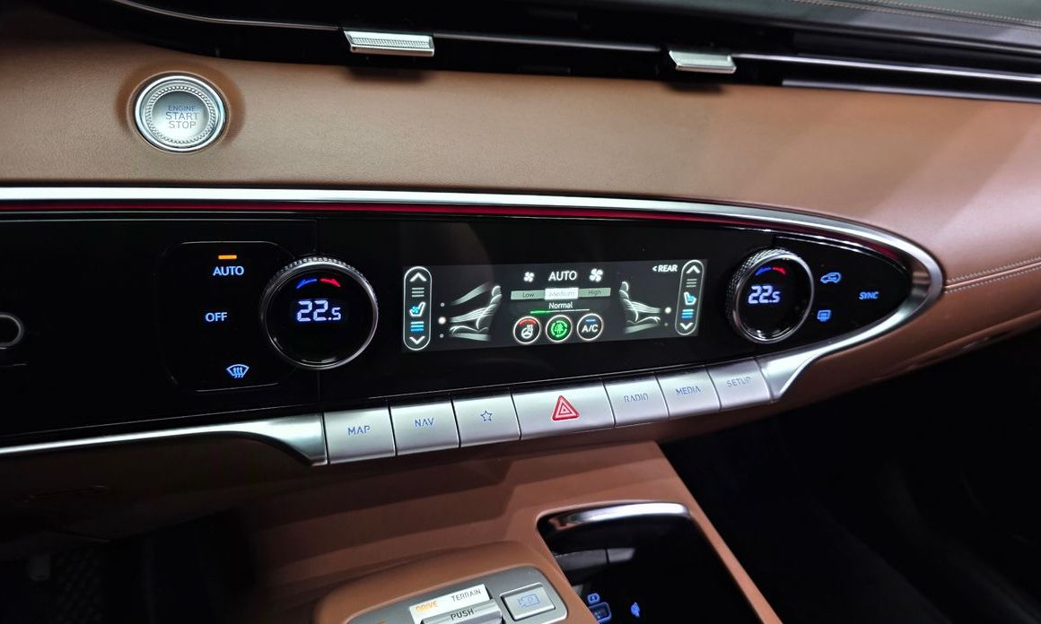 Genesis GV70 2023